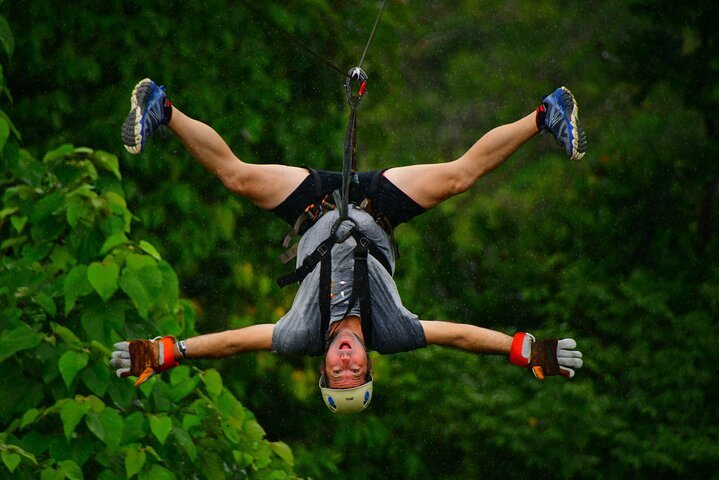 Extreme Ziplining upside down canopy tour in Jaco